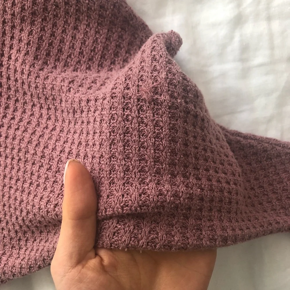 Free People Mauve Waffle-Knit Cropped Sweater